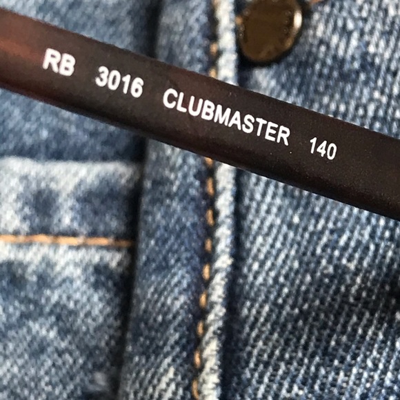 RAY-BAN Tortoise Shell Clubmaster Sunglasses - Picture 3 of 9